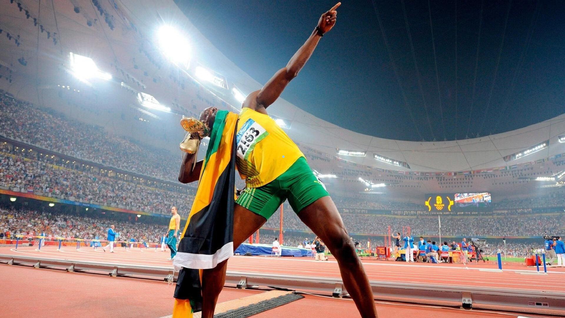 霍勒迪关键时刻连中三分定胜局，火箭替补悍将再度挺身救主